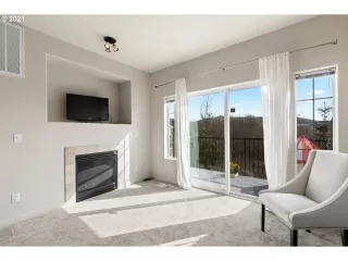 Photo #2: 21560062 Listing