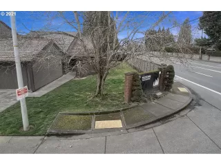 Photo #1: 21560239 Listing