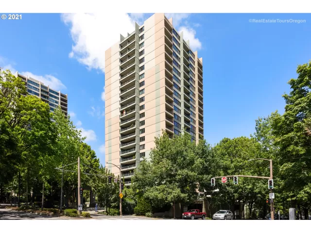 MLS: 21562076 Condo For Sale