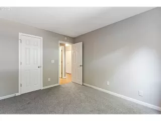 Photo #2: 21562265 Listing