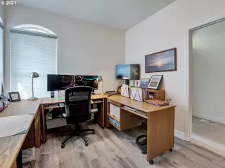 Photo #4: 21563704 Listing