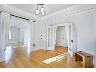 Photo #2: 21564506 Listing