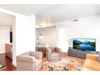 Photo #5: 21564568 Listing 