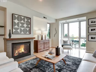 Photo #2: 21564793 Listing 