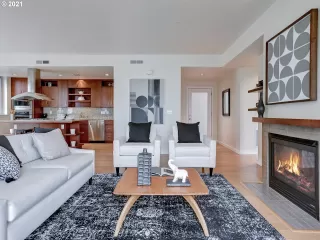 Photo #6: 21564793 Listing 