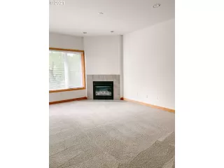 Photo #6: 21565431 Listing