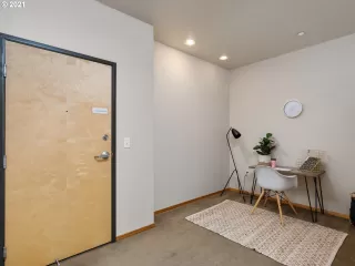 Photo #3: 21566860 Listing