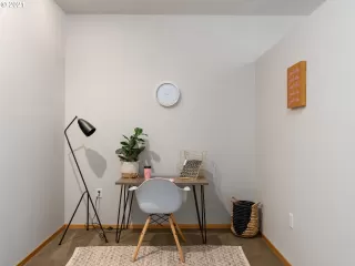 Photo #4: 21566860 Listing