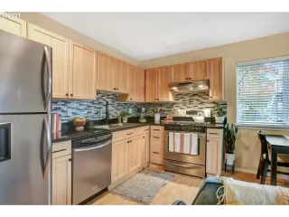 Photo #4: 21566988 Listing 