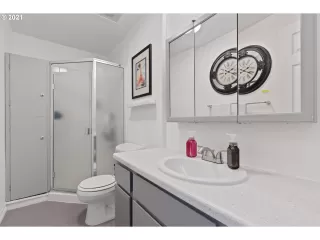 Photo #3: 21567198 Listing 