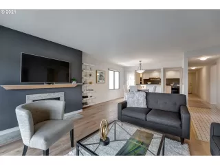 Photo #2: 21567307 Listing