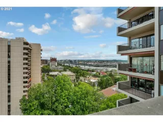 Photo #6: 21567307 Listing