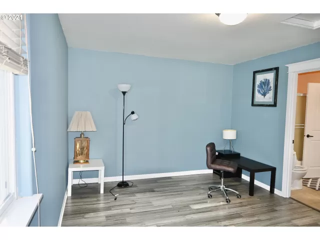 MLS: 21567358 Condo For Sale