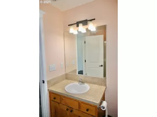 Photo #3: 21567358 Listing