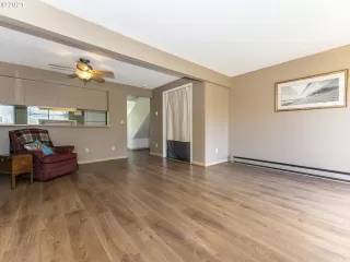 Photo #3: 21567520 Listing 