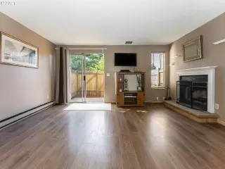 Photo #4: 21567520 Listing 