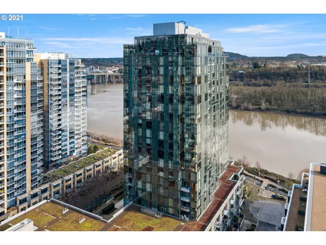 MLS: 21568022 Condo For Sale