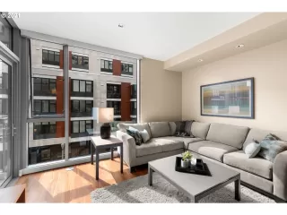 Photo #4: 21568022 Listing