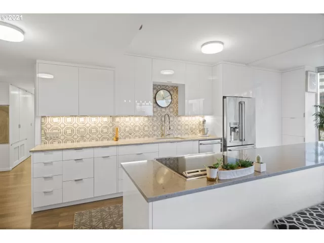 MLS: 21568073 Condo For Sale