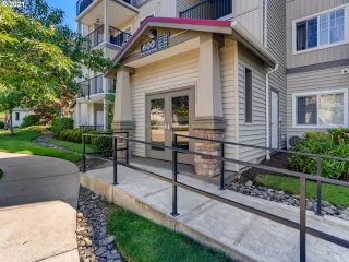 Photo #2: 21568426 Listing