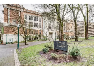 Photo #4: 21568852 Listing