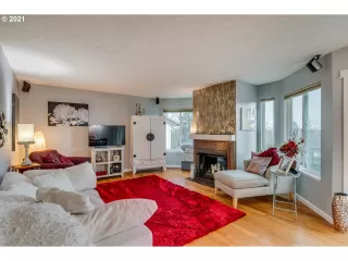 Photo #2: 21569396 Listing