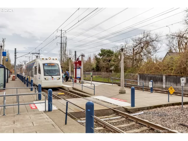 MLS: 21569474 Condo For Sale