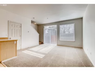 Photo #5: 21569474 Listing 