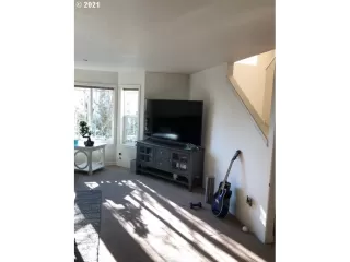 Photo #3: 21569716 Listing