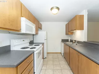 Photo #1: 21570004 Listing