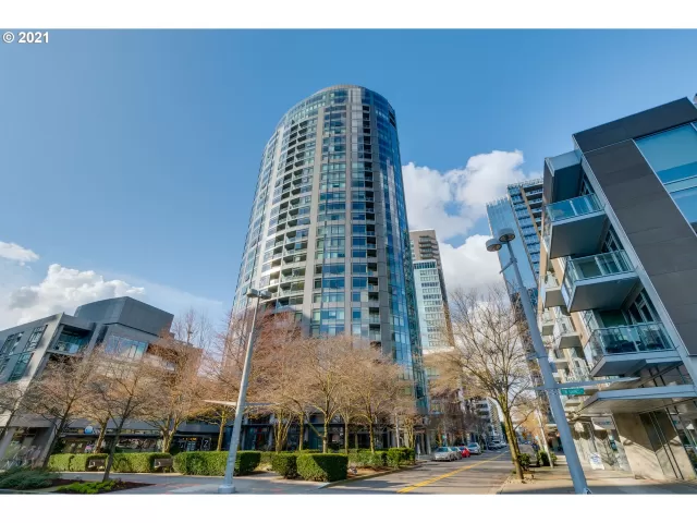 MLS: 21570126 Condo For Sale