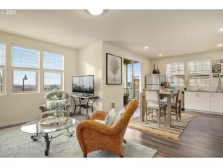 Photo #6: 21570370 Listing