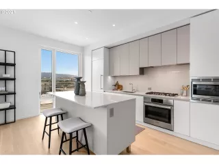 Photo #3: 21570466 Listing 