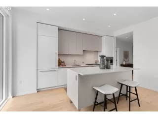 Photo #4: 21570466 Listing 