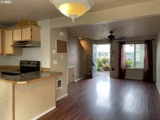 Photo #3: 21571697 Listing