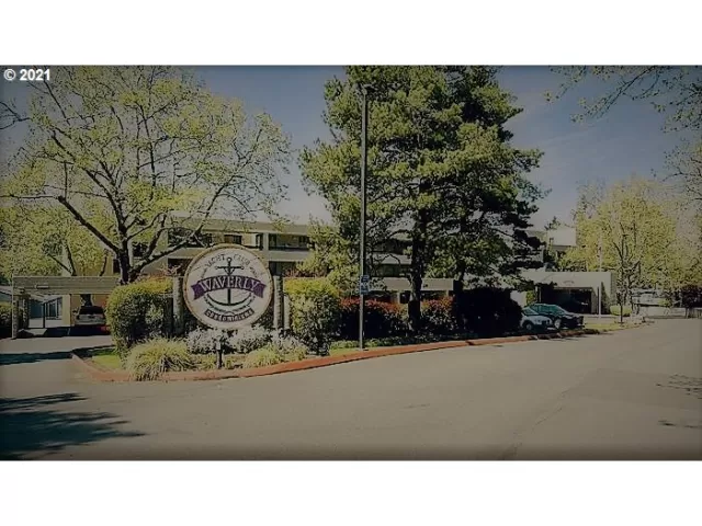 MLS: 21571894 Condo For Sale