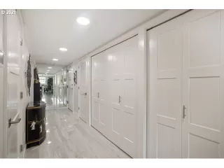 Photo #4: 21571894 Listing 