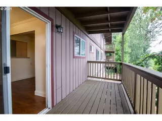 Photo #6: 21573518 Listing 