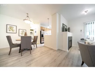 Photo #6: 21573723 Listing