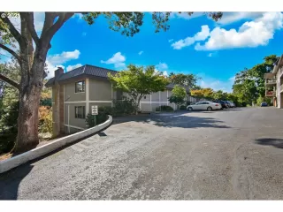 Photo #2: 21575890 Listing