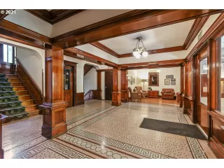 Photo #3: 21576157 Listing