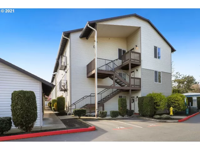 MLS: 21576608 Condo For Sale