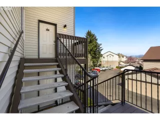 Photo #1: 21576608 Listing