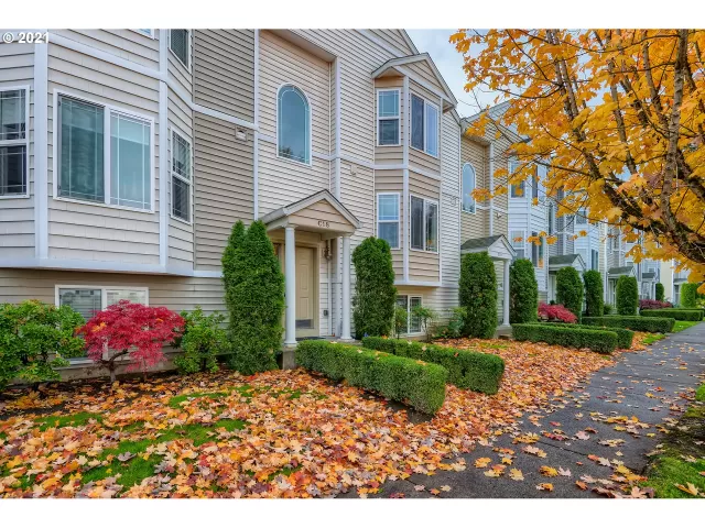 MLS: 21577212 Condo For Sale