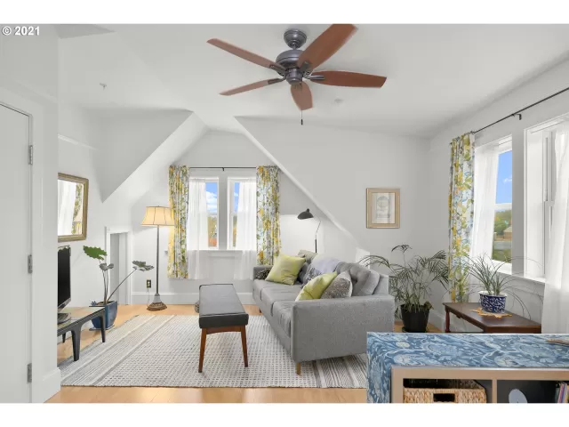 MLS: 21577274 Condo For Sale