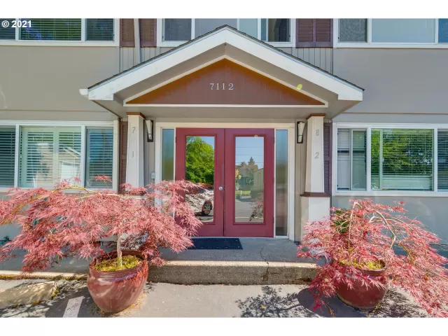 MLS: 21577605 Condo For Sale