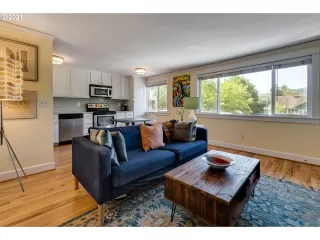 Photo #1: 21577605 Listing