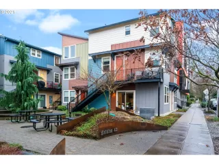 Photo #1: 21577757 Listing 