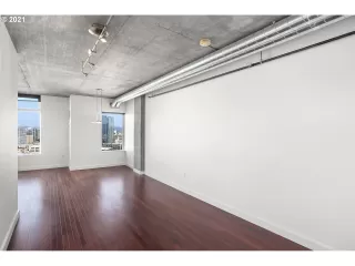 Photo #6: 21577989 Listing