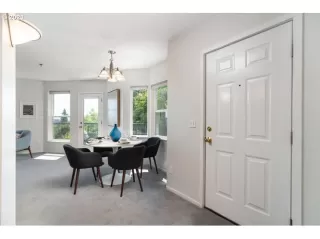Photo #4: 21578149 Listing 